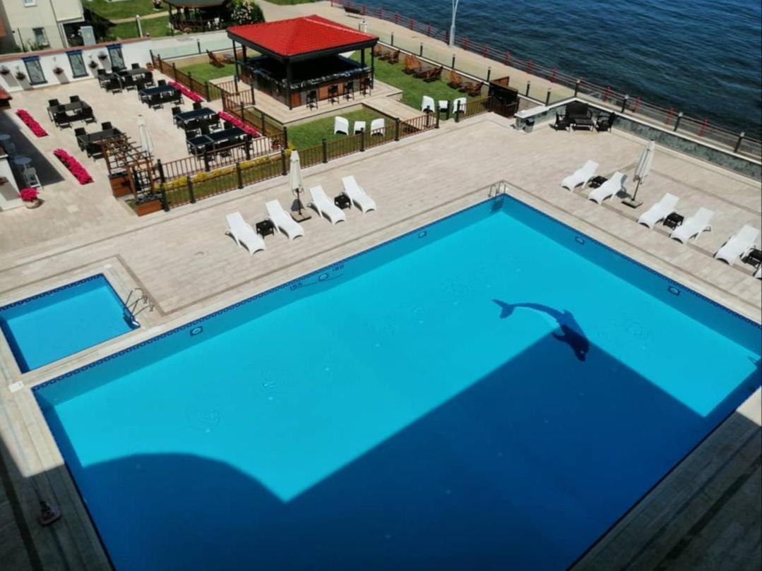 Blue Pier Hotel 코자엘리 외부 사진
