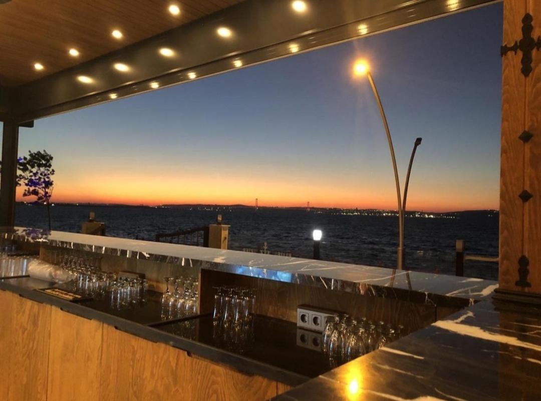 Blue Pier Hotel 코자엘리 외부 사진