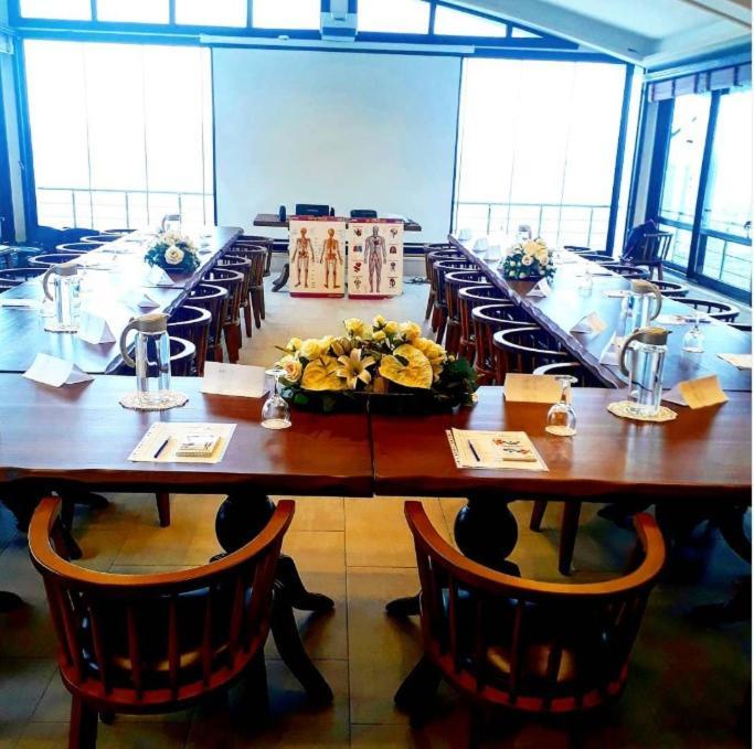 Blue Pier Hotel 코자엘리 외부 사진