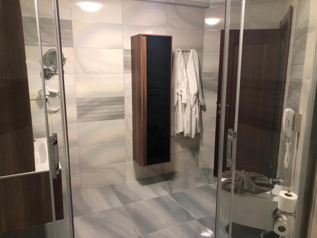 Blue Pier Hotel 코자엘리 외부 사진